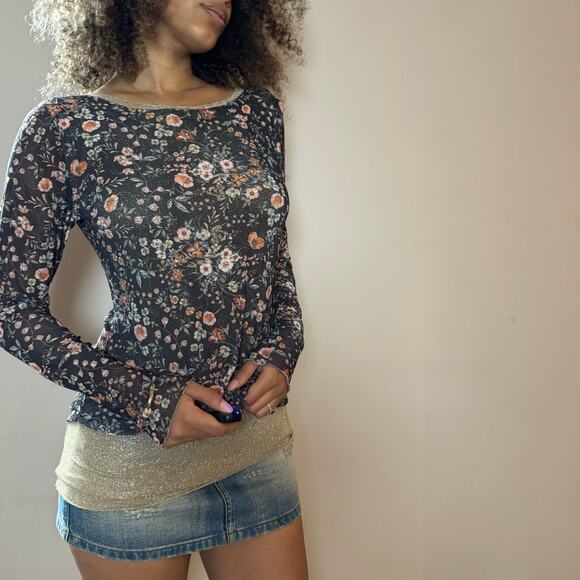 Vintage euro floral layered long sleeves (S/M) rom com - Picture 5 of 7